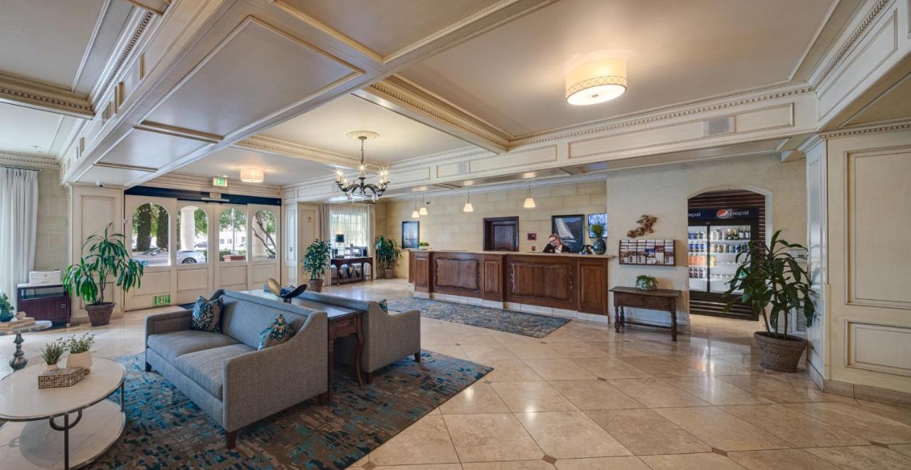 Ayres Hotel Seal Beach - Cypress Eksteriør bilde