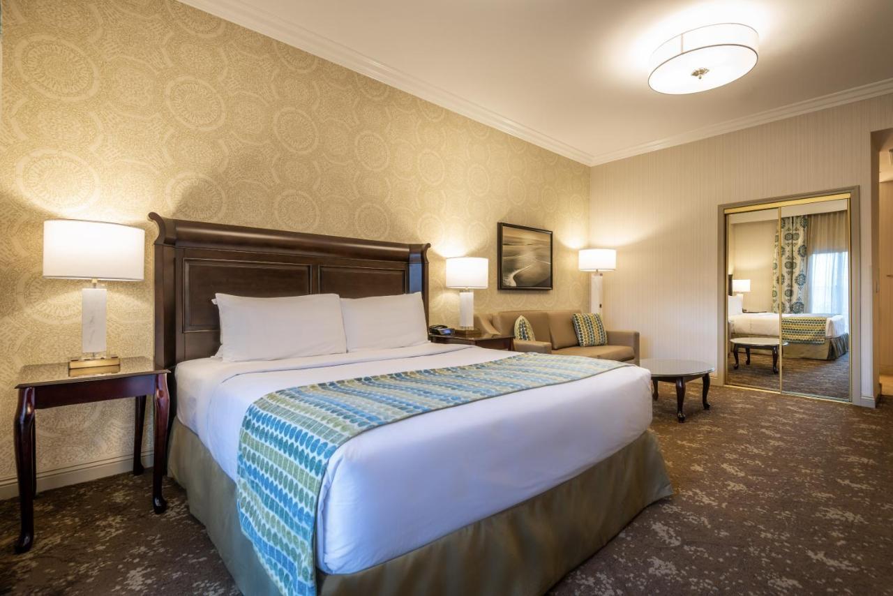 Ayres Hotel Seal Beach - Cypress Eksteriør bilde